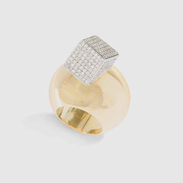 Cubo ring in a 18 Kt gold
