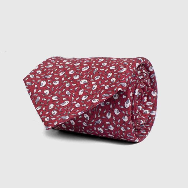 Red background 5-Fold Tie with micromotiv birds