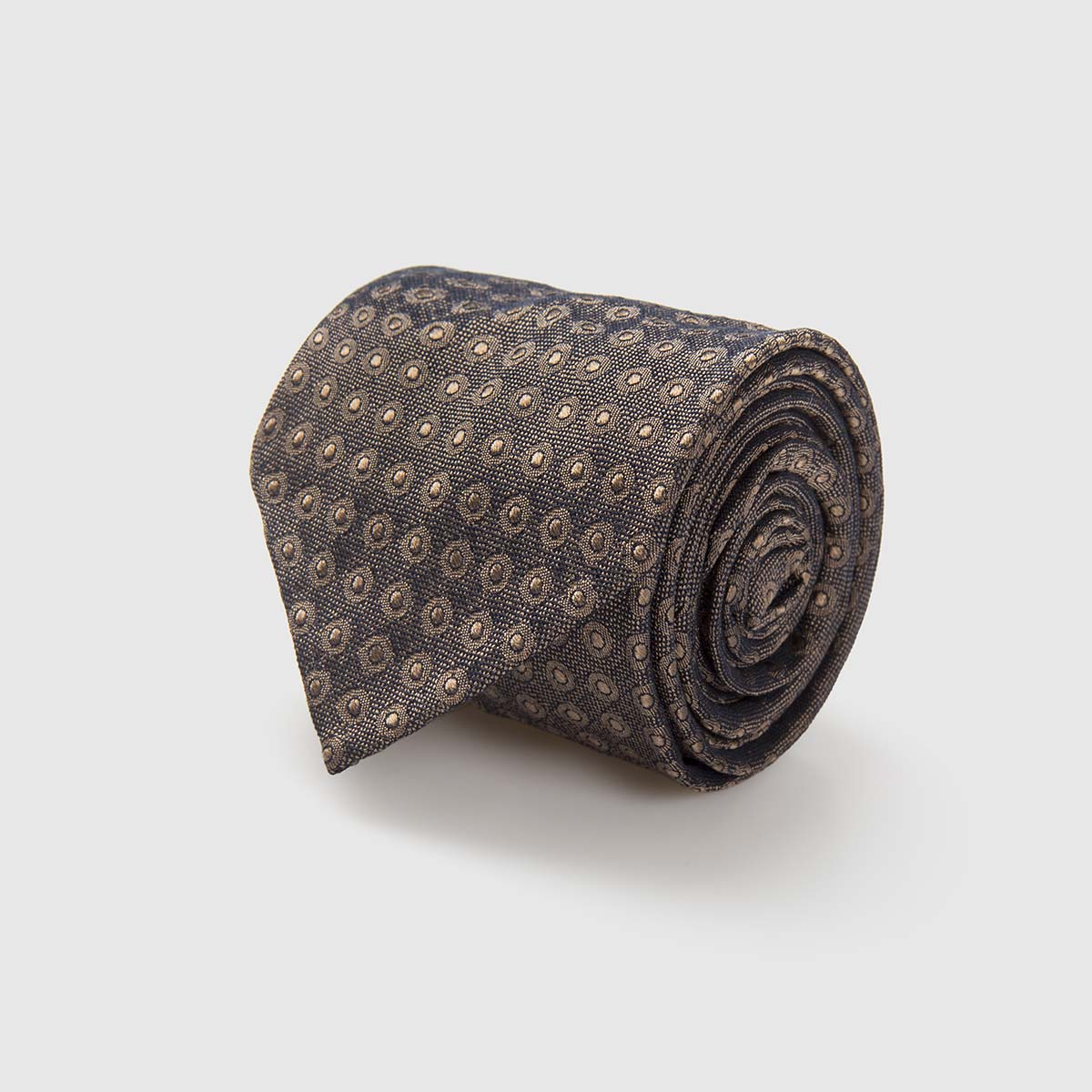 G Inglese Silk Jacquard Tie with brown background