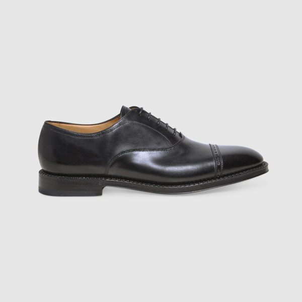 Lace-up Shoes in Black Calfskin