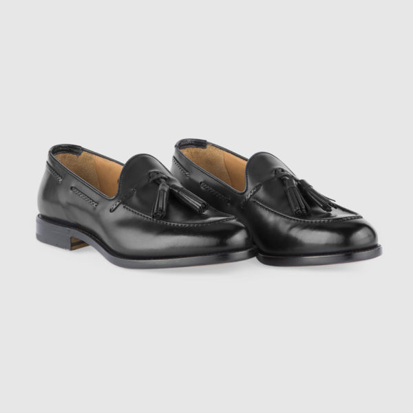 Loafers with Tassels in Black Calfskin