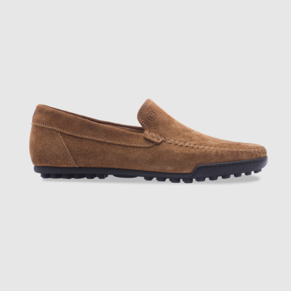 Unlined driving shoe in suede – umber